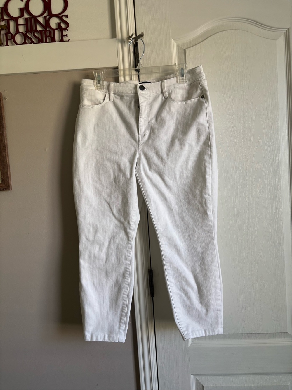 Talbots White Stretch Jeggings with Branded Button